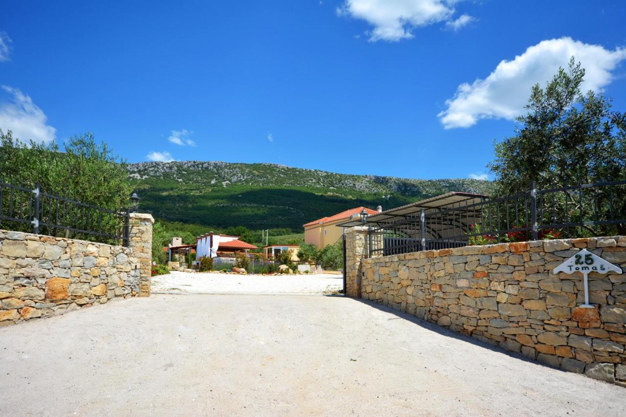 Villa Oliva Kastela Exterior photo